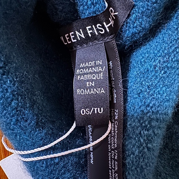 Eileen Fisher Cashmere Silk Boucle Bliss Hat Beanie - Picture 11 of 11